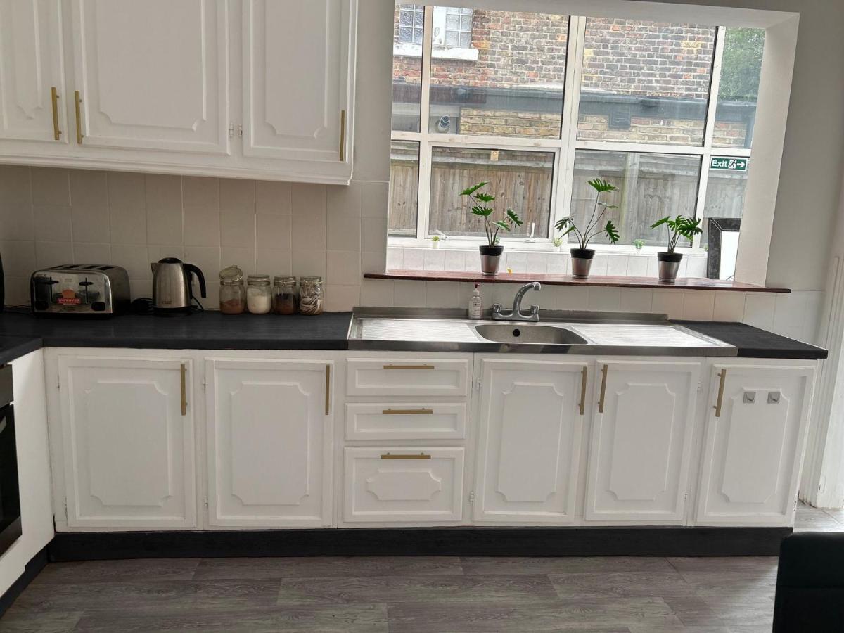 Balham, South London Spacious Guest House F2, 6 Rooms Available Eksteriør billede